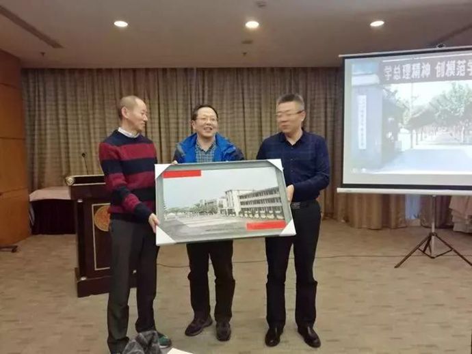 微信图片_20180109084707_副本.jpg