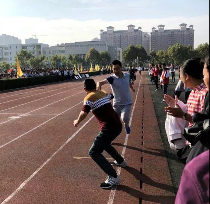 微信图片_20171024082853_副本.jpg