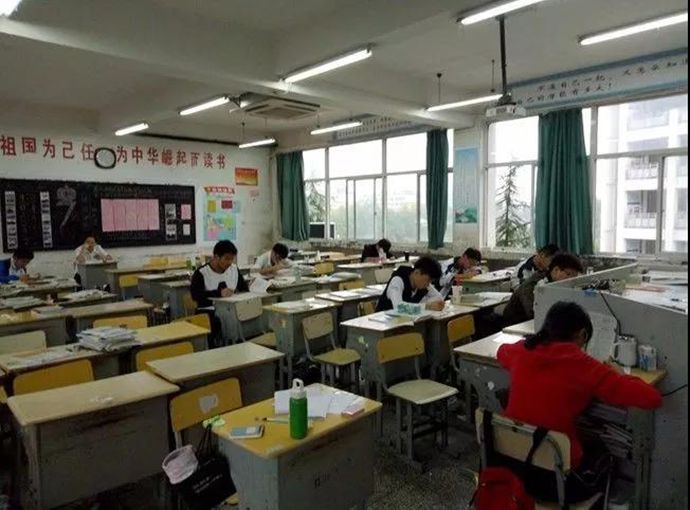 微信图片_20171016160025_副本.jpg