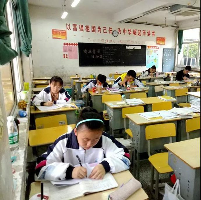 微信图片_20171016160259_副本.jpg