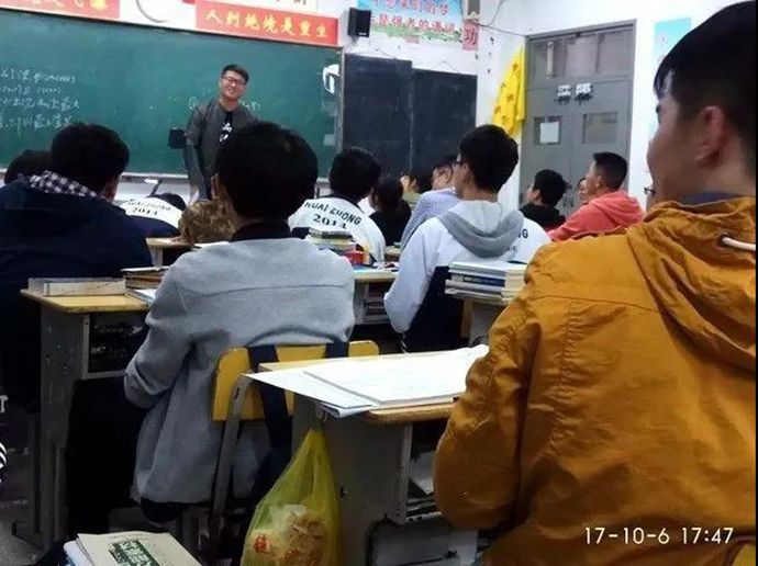 微信图片_20171018095002_副本_副本.jpg