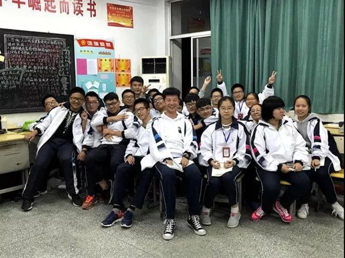 微信图片_20171025161021_副本.jpg