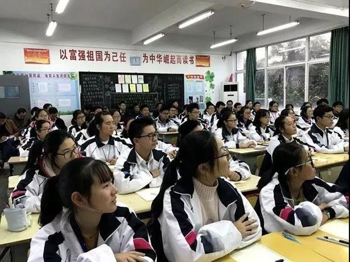 微信图片_20171026170800_副本.jpg