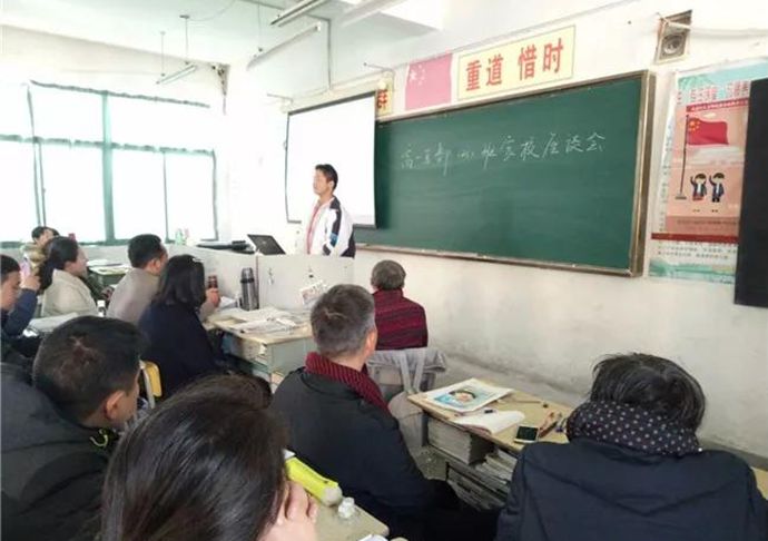 微信图片_20171128093706_副本.jpg
