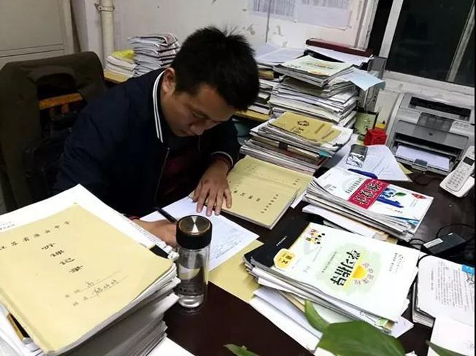微信图片_20171030173152_副本_副本.jpg