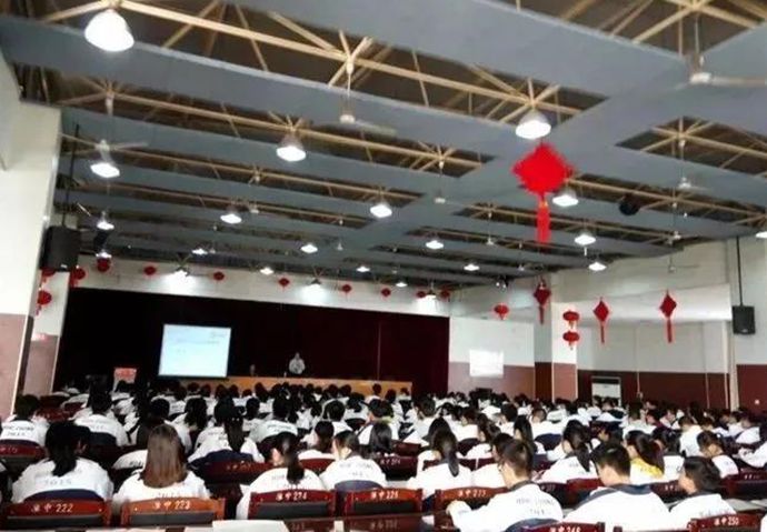 微信图片_20171026173304_副本.jpg