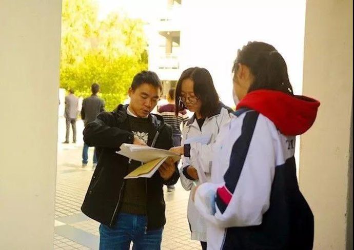 微信图片_20171017172321_副本.jpg