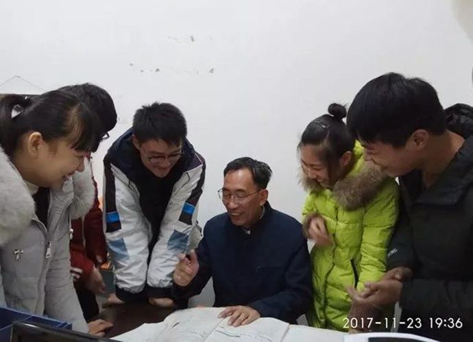 微信图片_20171124103143_副本.jpg